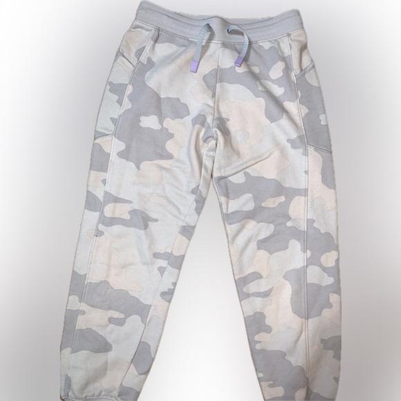 Girls all in motion Camo Athletic Grey Joggers Size 10/12 Stretchy Sweatpants - Picture 3 of 4
